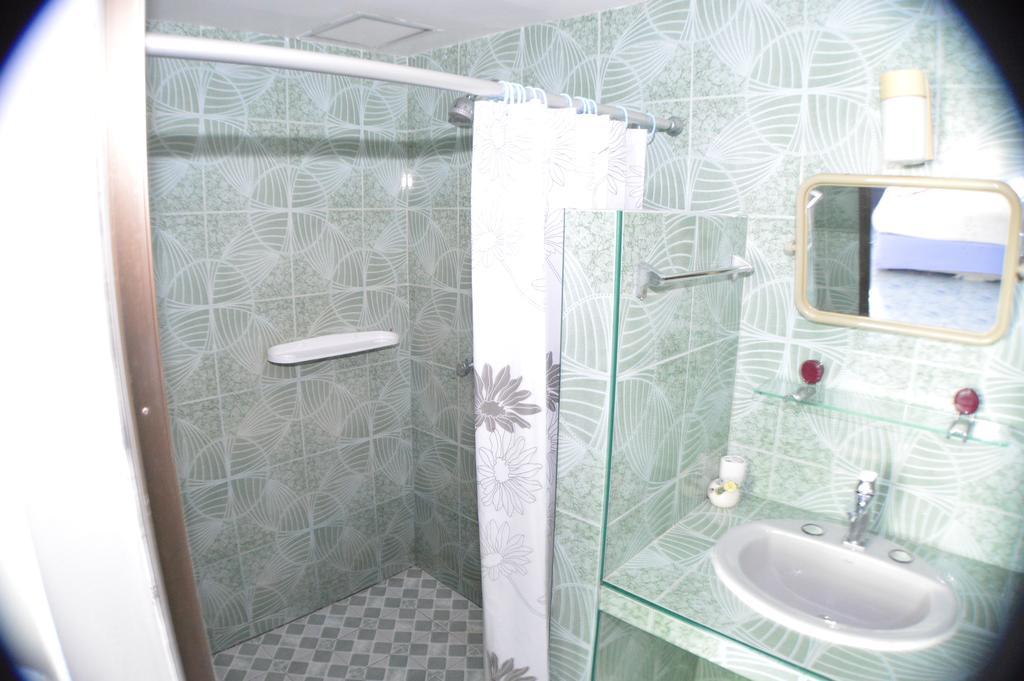 Seabreeze Inn Karon 객실 사진
